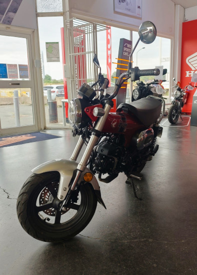 Honda Dax ST125 - ROYAN