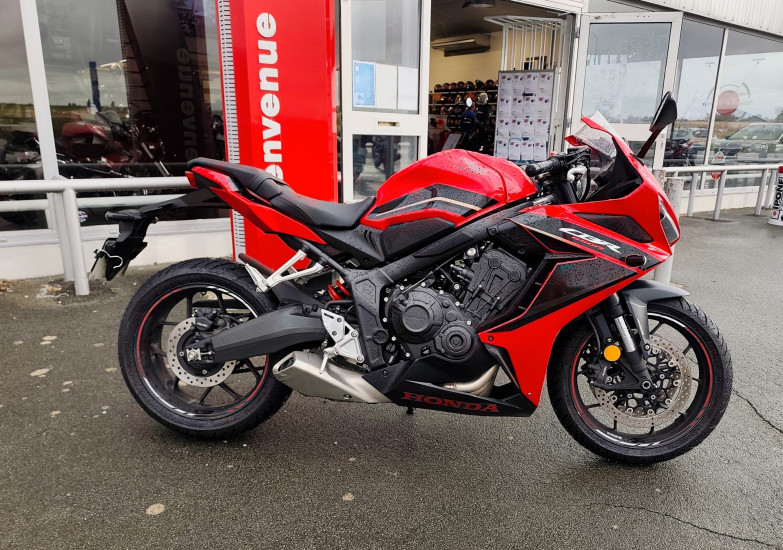 Honda CBR650R - ROYAN