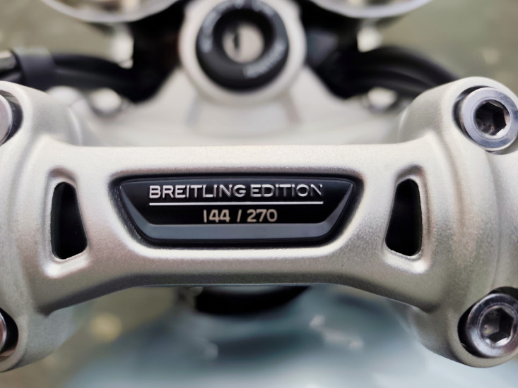 TRIUMPH TRIUMPH SPEED TWIN 1200 BREITLING EDITION - ROYAN