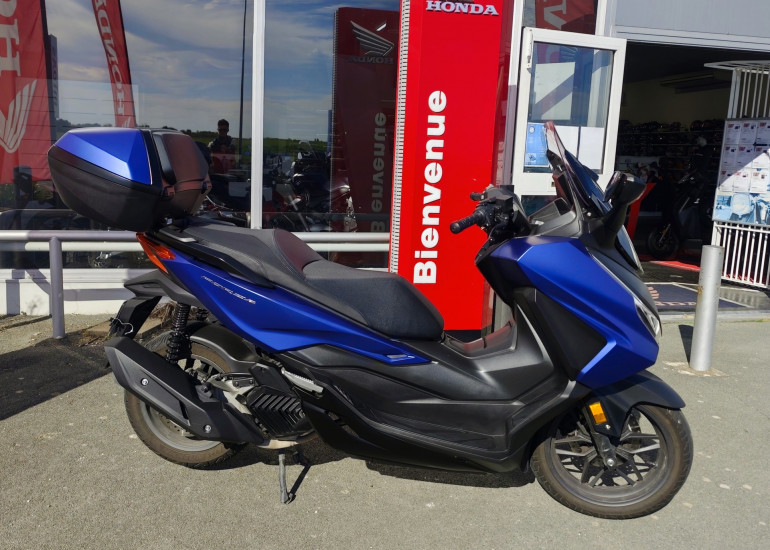 Honda Forza 125 TOP BOX - ROYAN