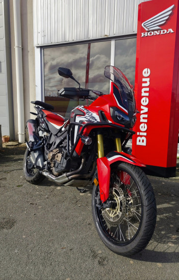 Honda Africa Twin CRF1000 DCT - ROYAN Honda Africa Twin CRF1000 DCT - ROYAN