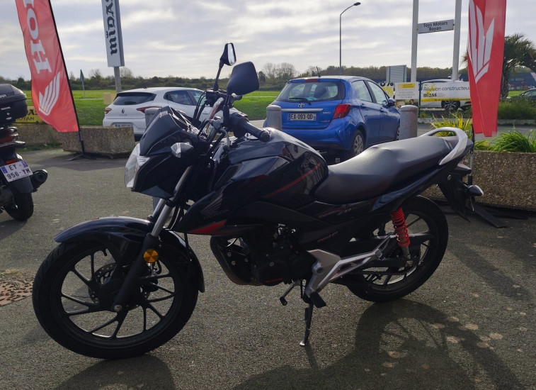 Honda CB125F Noir - ROYAN