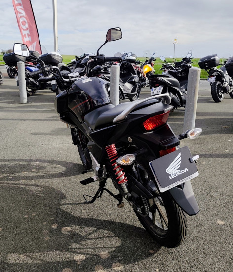 Honda CB125F Noir - ROYAN