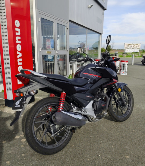 Honda CB125F Noir - ROYAN