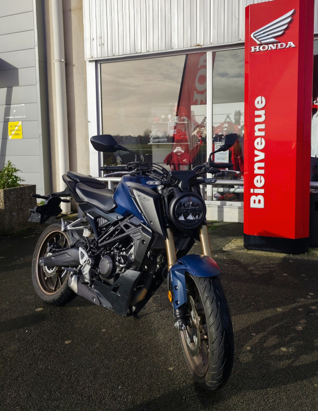 Honda Cb125R ATLANTIQUE MOTO  ROYAN 