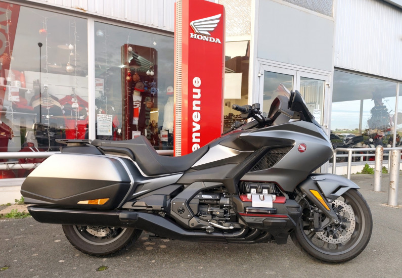 Honda Goldwing 1800 DCT Bagger - ROYAN