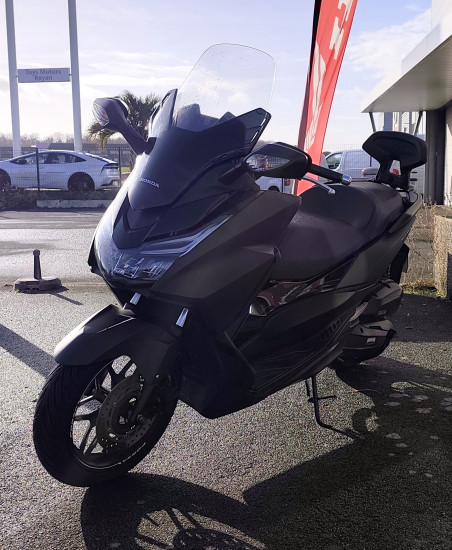 Honda Forza 125 - ROYAN