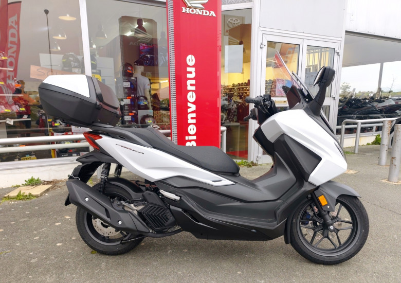 Honda Forza 125 Top Box - ROYAN