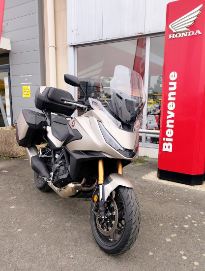 Honda NT 1100 DCT Suspensions électroniques - ROYAN