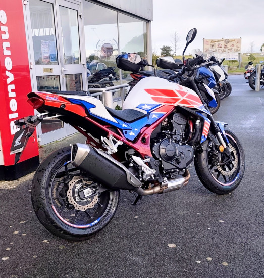 Honda CB750 Hornet - ROYAN