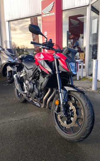 Honda CB500 Hornet - ROYAN