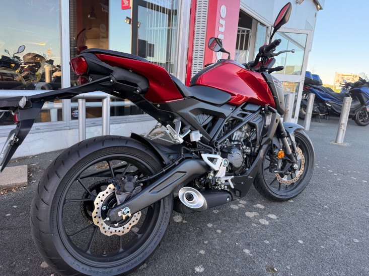 CB 125 R ROUGE - ROYAN