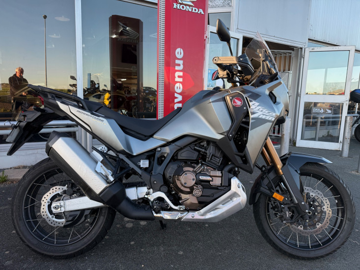 africa twin adventure 1100 DCT SE GRISE - ROYAN