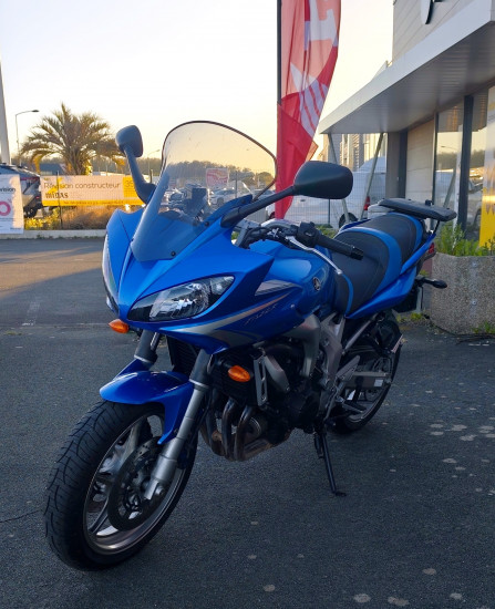 Yamaha Fazer 600 S - ROYAN