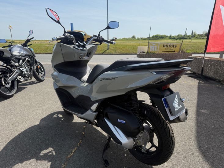 PCX 125 GRIS NARDO - ROYAN